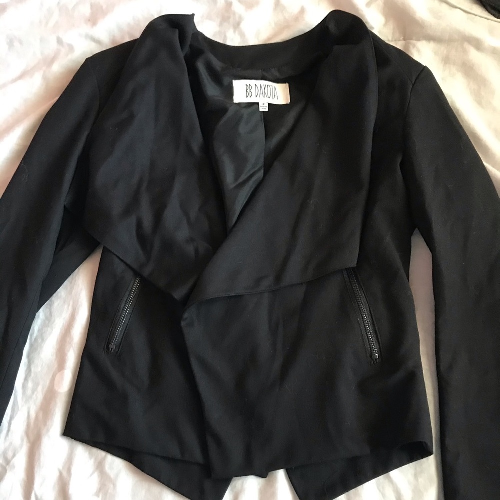 BB Dakota Black Blazer
